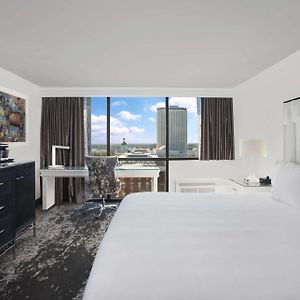 Upper Floors King Room